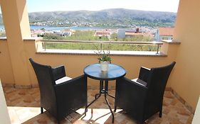 Family Apartments House Damir