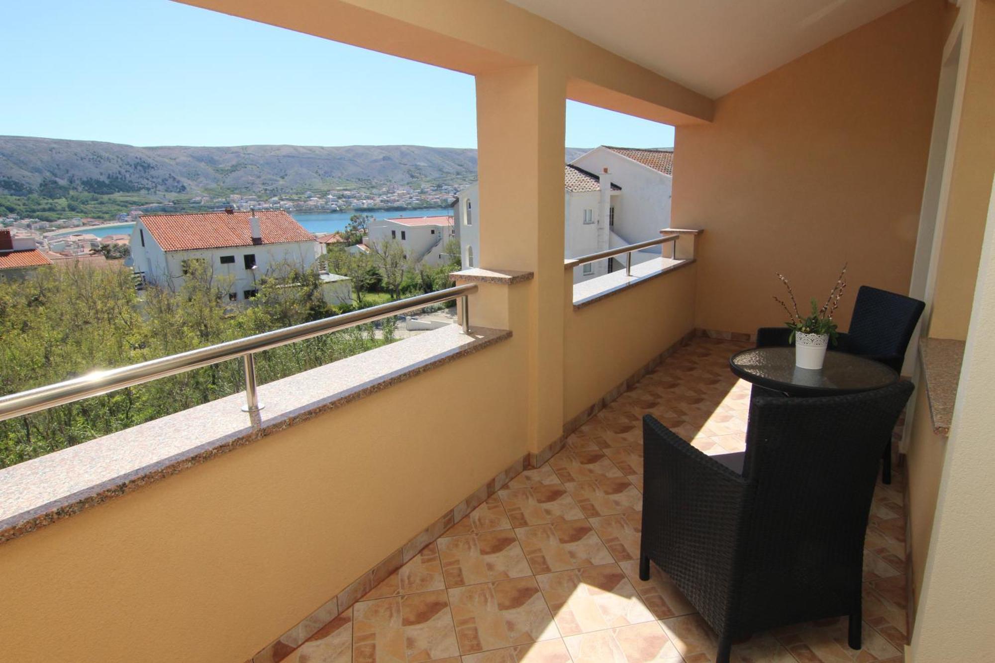 Family Apartments House Damir Pag Town Zewnętrze zdjęcie