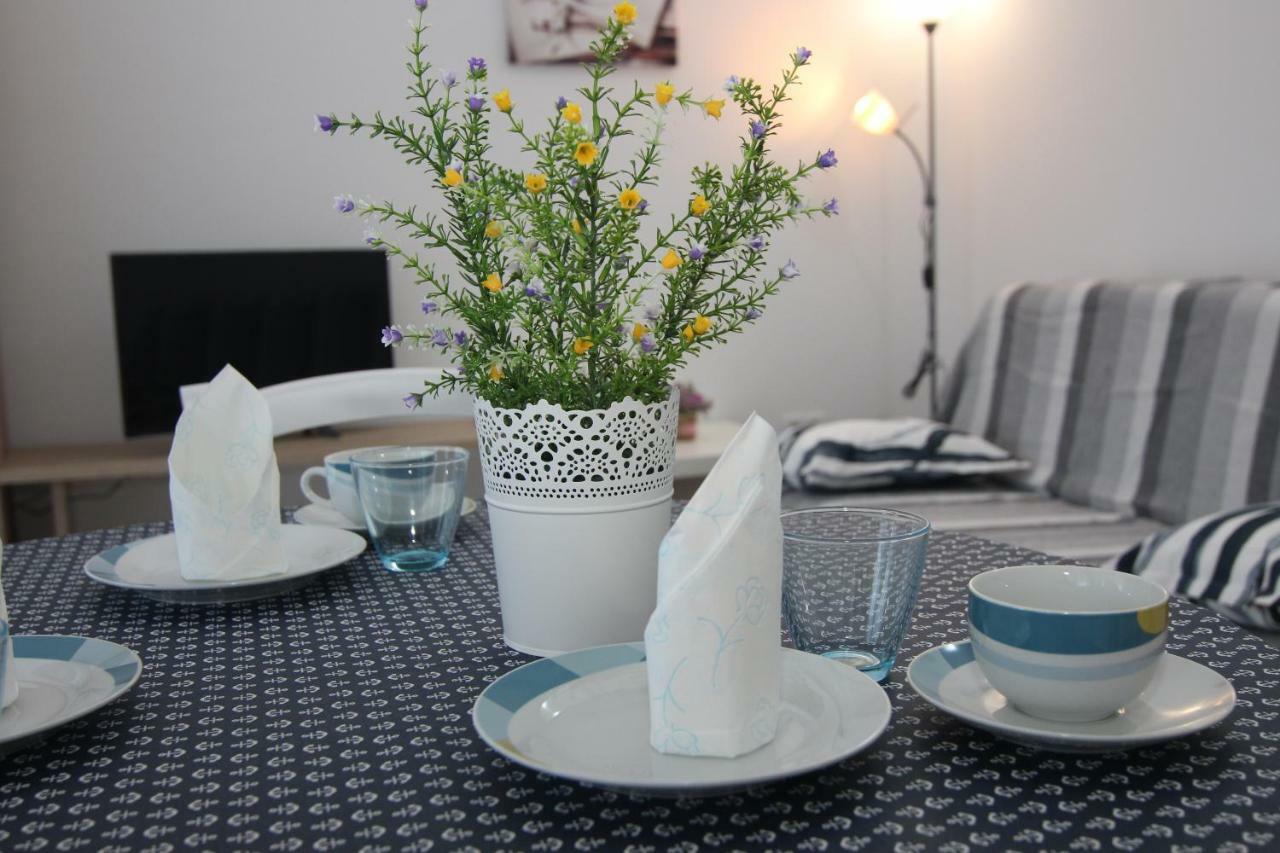 Family Apartments House Damir Pag Town Zewnętrze zdjęcie